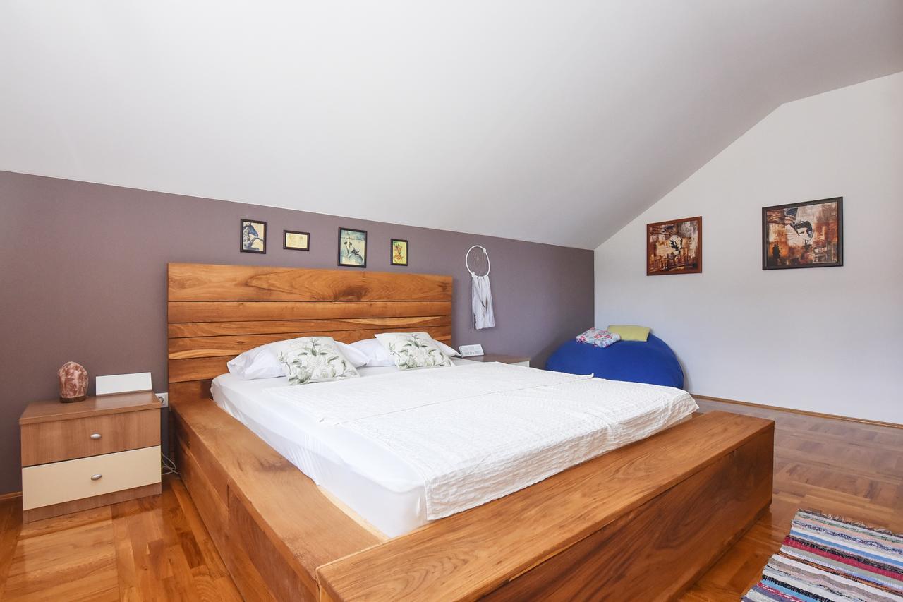 Apartment Larisa Горни-Карин Экстерьер фото